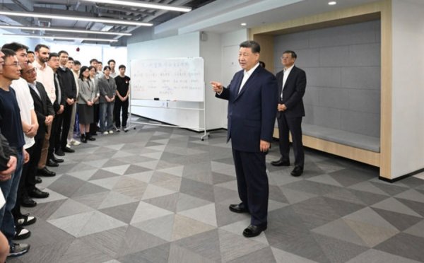 东启网 总书记关注这场人工智能沙龙，商汤徐立：先进AI服务百姓日用